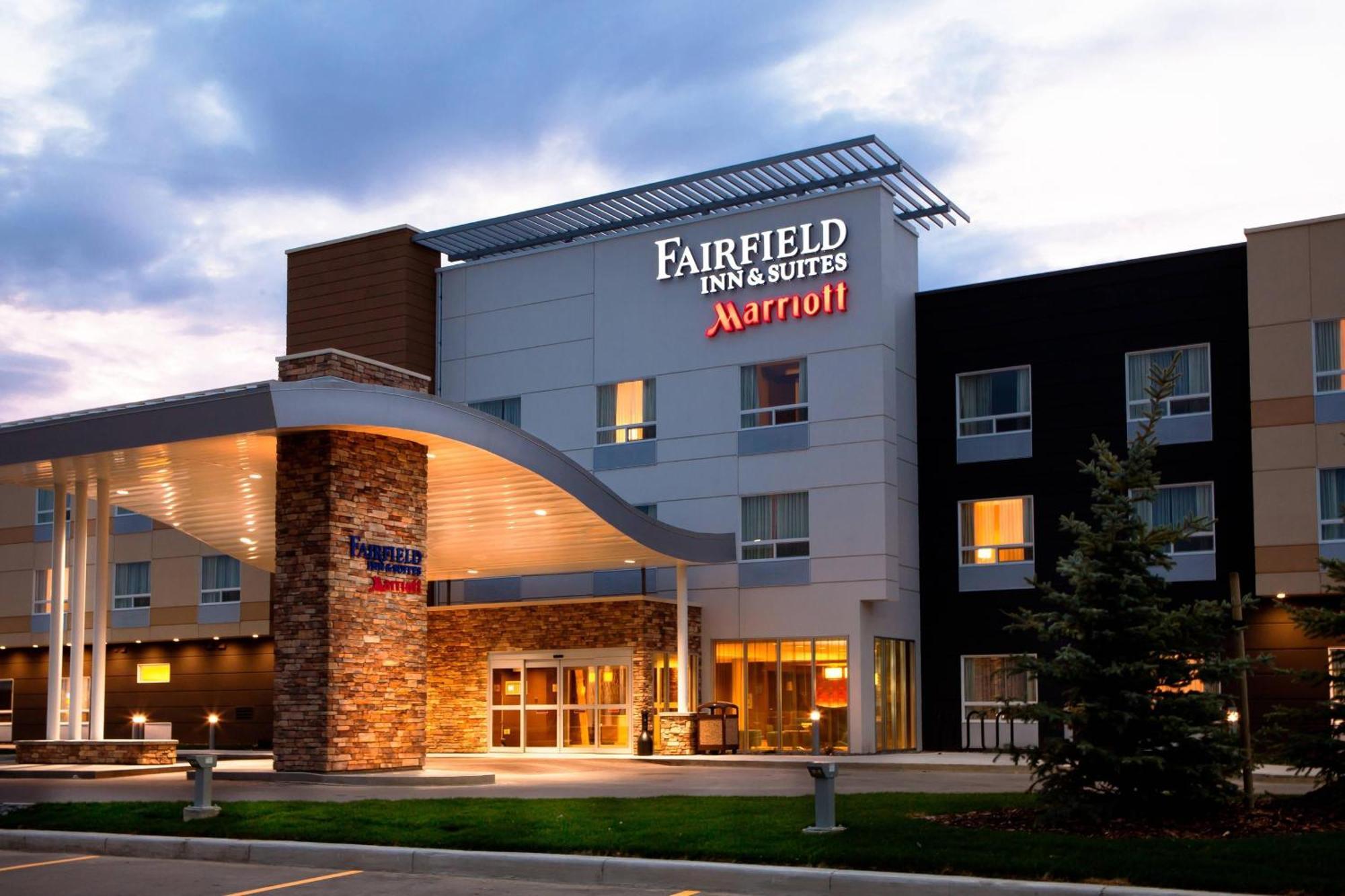Fairfield Inn & Suites By Marriott Lethbridge Zewnętrze zdjęcie
