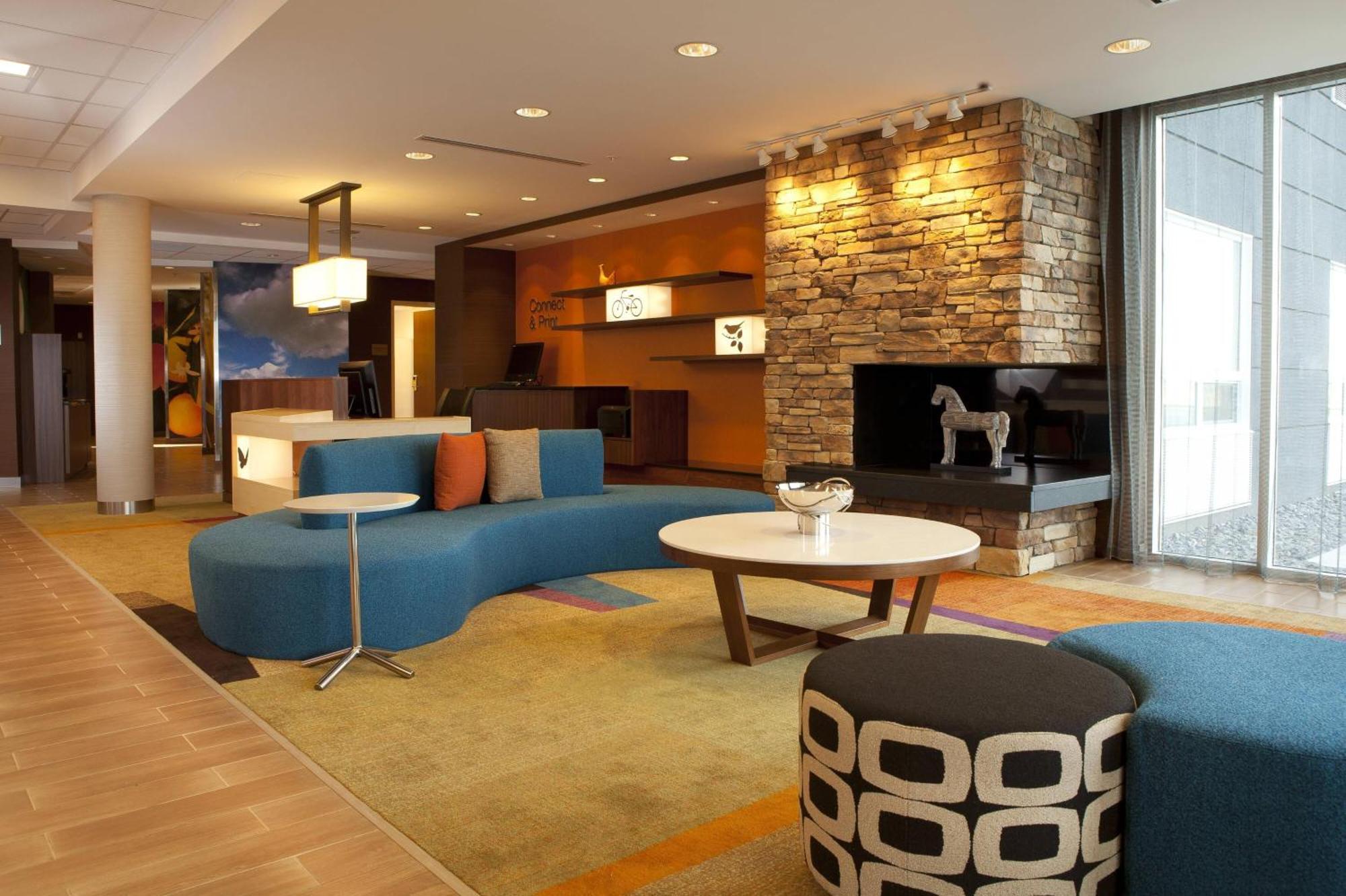 Fairfield Inn & Suites By Marriott Lethbridge Zewnętrze zdjęcie