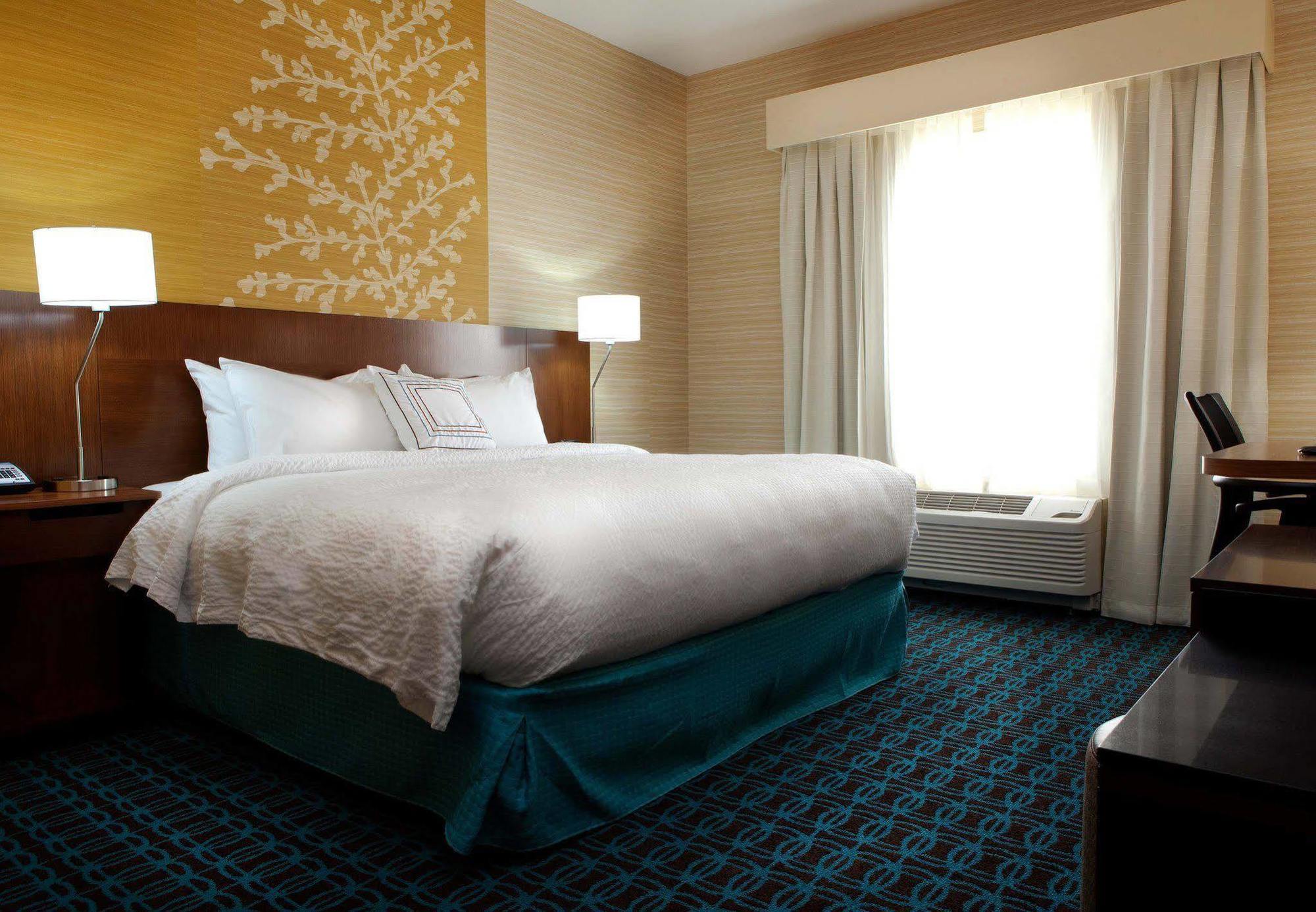 Fairfield Inn & Suites By Marriott Lethbridge Zewnętrze zdjęcie